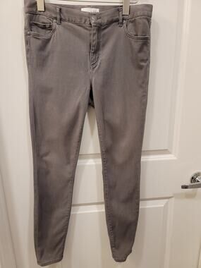 Loft Modern Skinny Jeans Grey